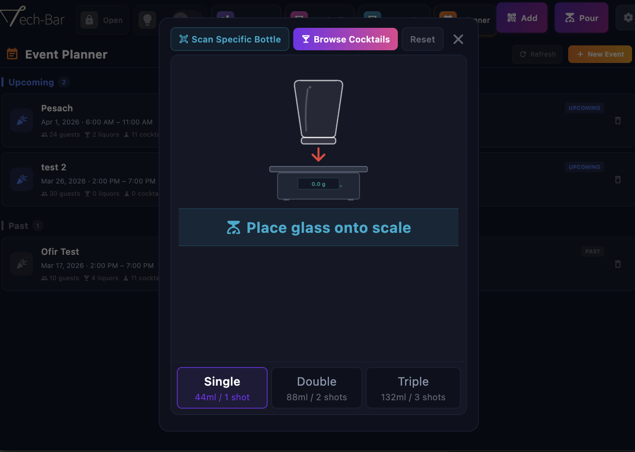 Pour mode with scale guidance on the tablet